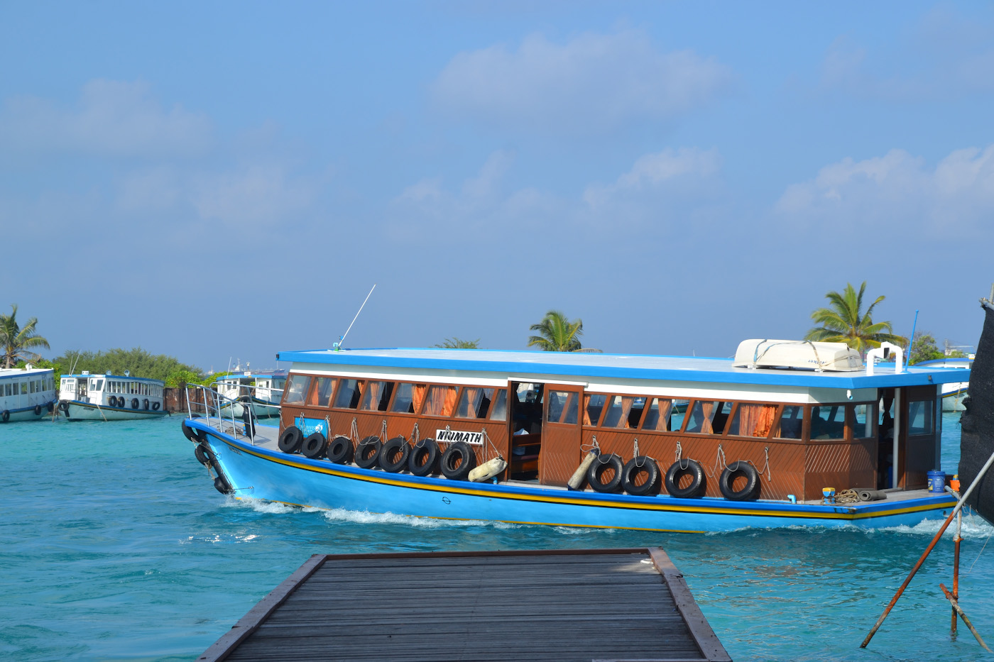 Фото 1. Паром из аэропорта в Мале. Как передвигаться на островах. Отзывы туристов об отдыхе на Мальдивах самостоятельно.1/320, 9, 100, 85.