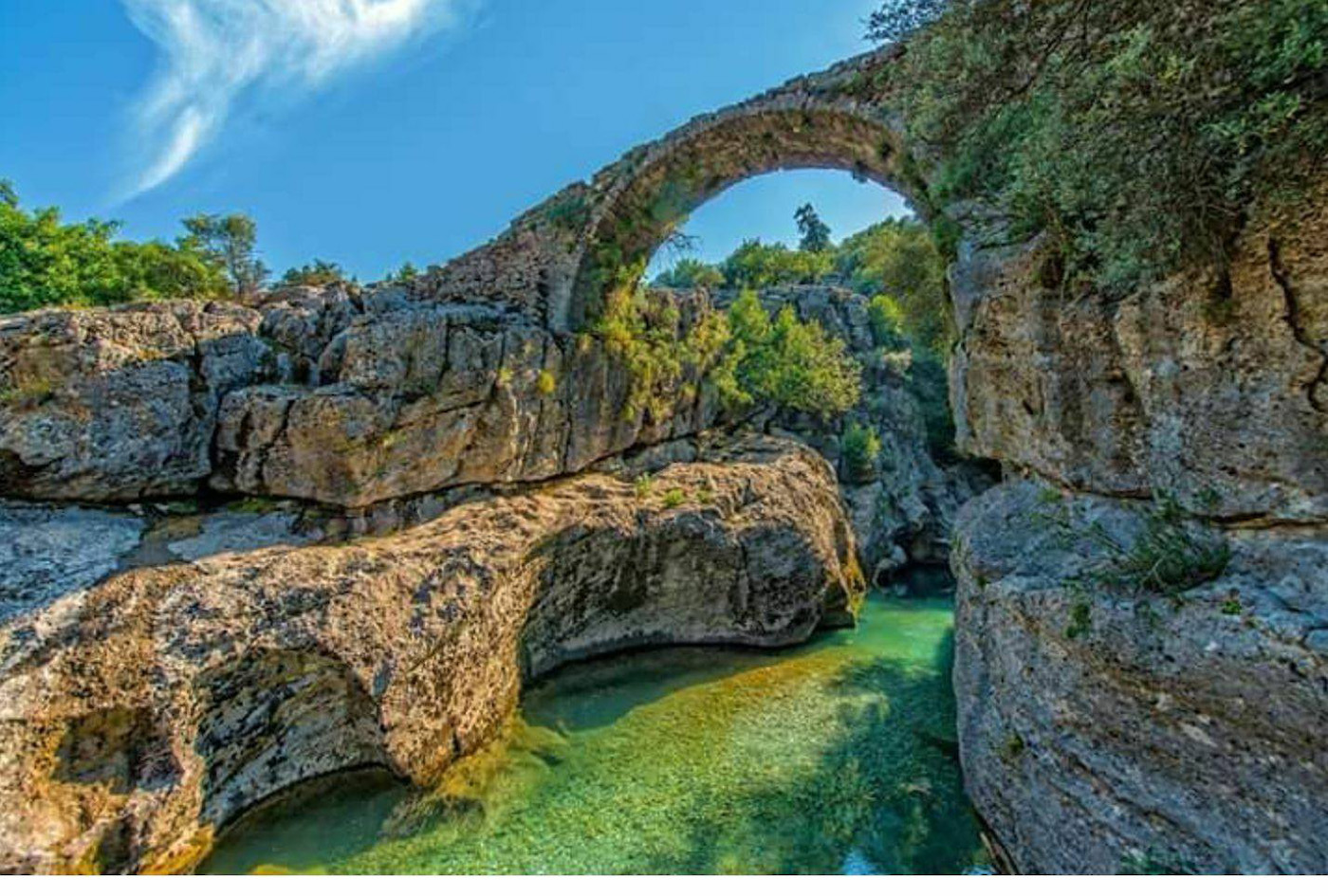 Фотография 23 Так выглядит старинный мост Бюгрюм Кёпрю (Büğrüm Köprü Kanyonu) в национальном парке «Каньон Кёпрюлю» в провинции Анталия. Какие интересные места посмотреть на отдыхе в Турции?