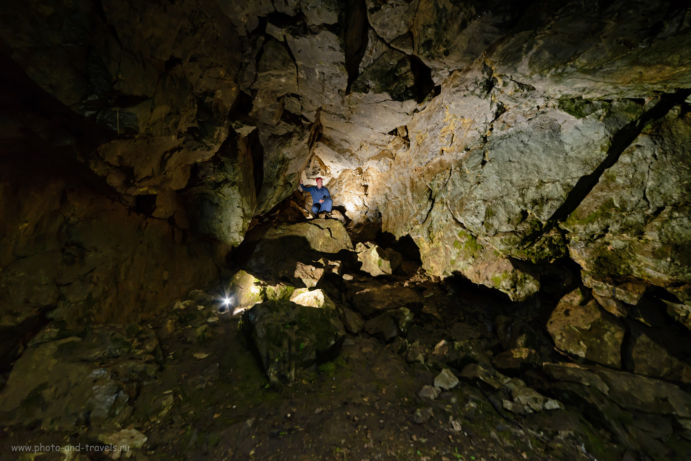1. Фотосессия пещере Мшистая в южной части парка «Оленьи ручьи». Снято на Nikon D610 с шириком Samyang 14mm f/2.8. Настройки: В=1/30 сек., f/5.6, ISO 2000, поправка экспозиции -0.67 EV, ФР=14 мм.
