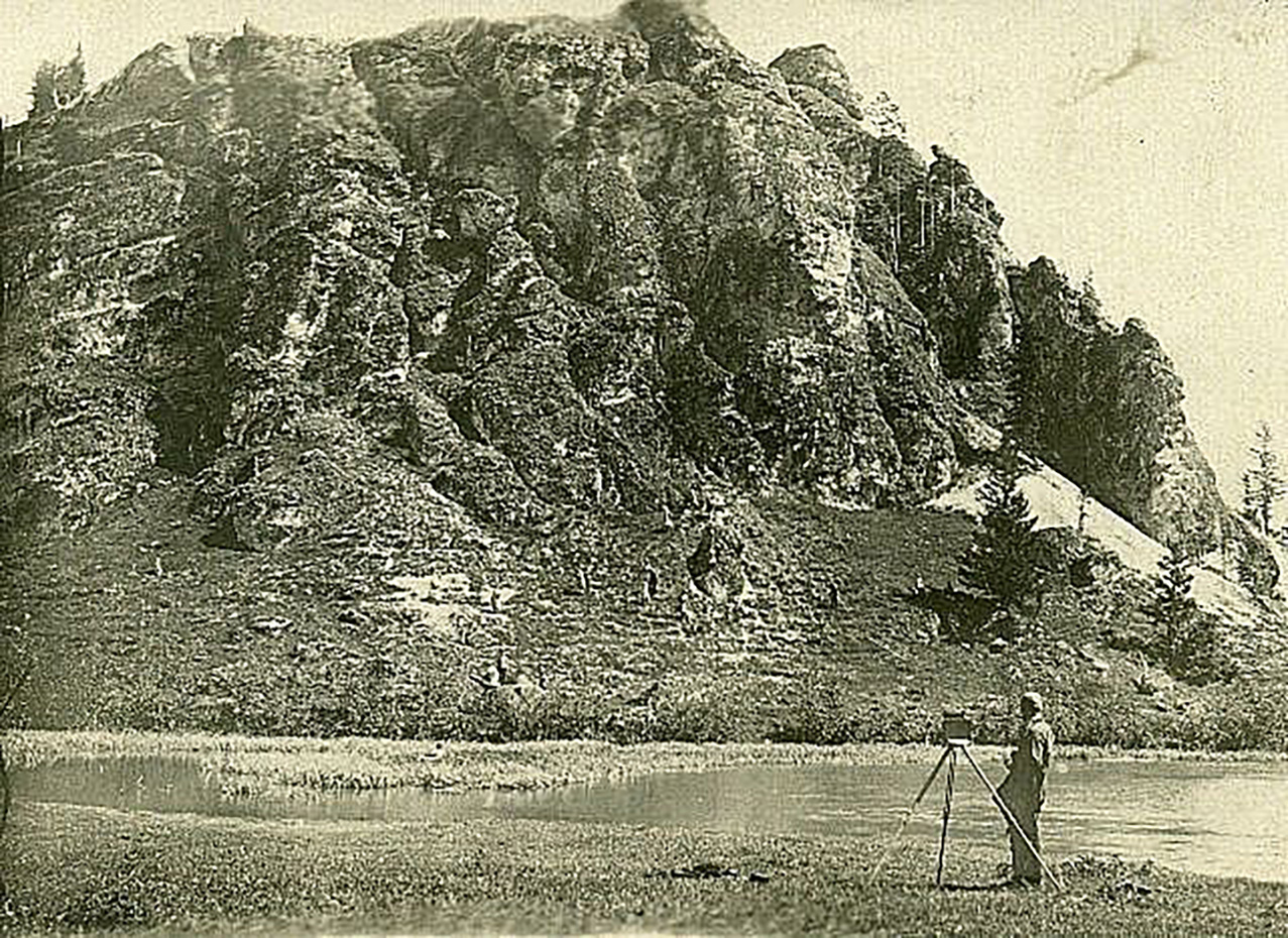 23. Так Аликаев камень выглядел в 1912 году.
